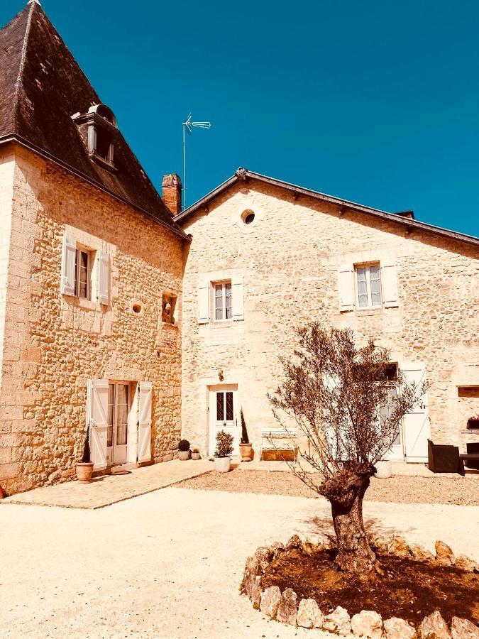 Maison Du Roc Bed and Breakfast Champagnac-de-Bélair Esterno foto